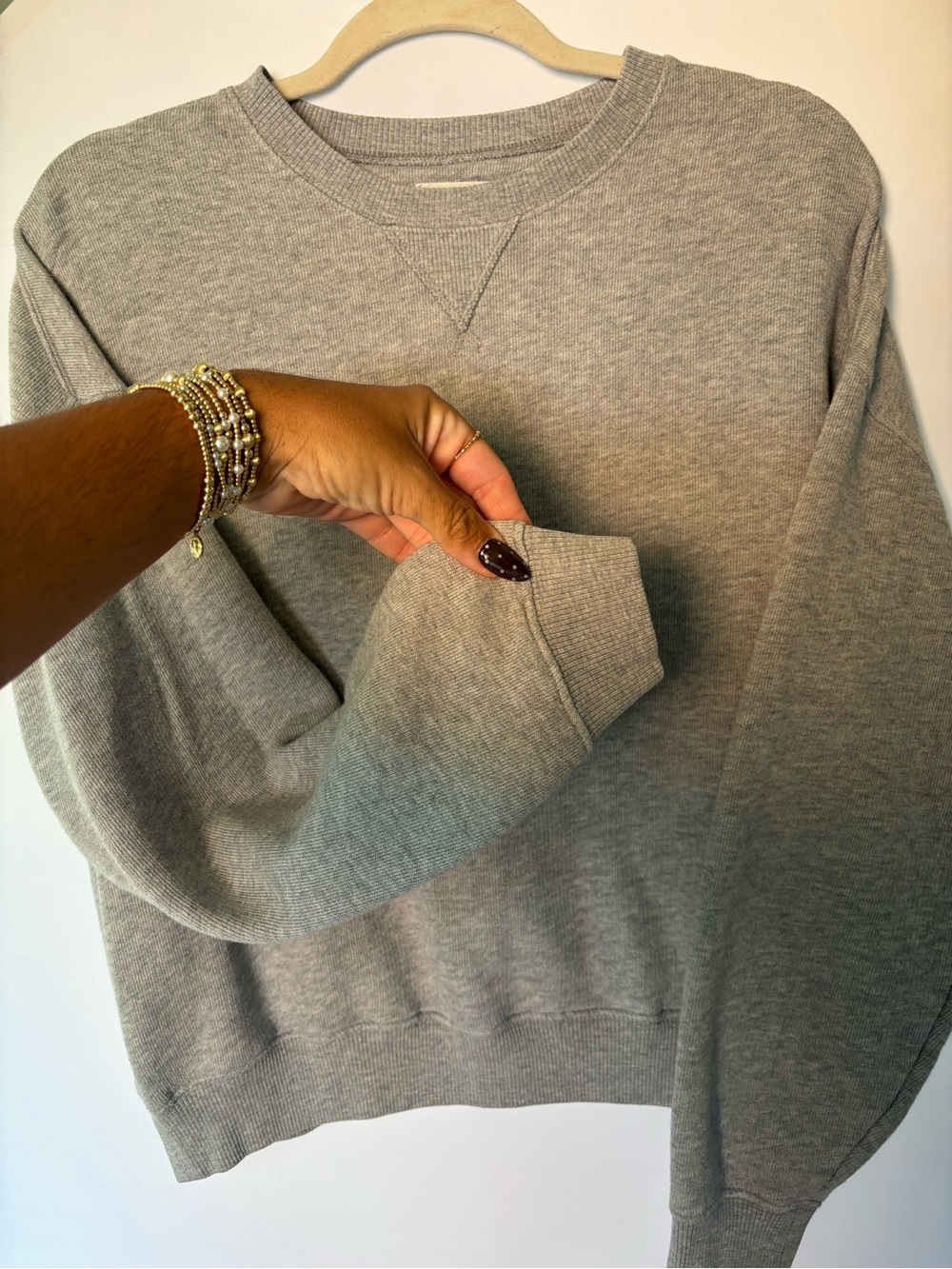 American Eagle Outfitters Light Gray Crewneck Sweatshirt - Picture 3 of 6